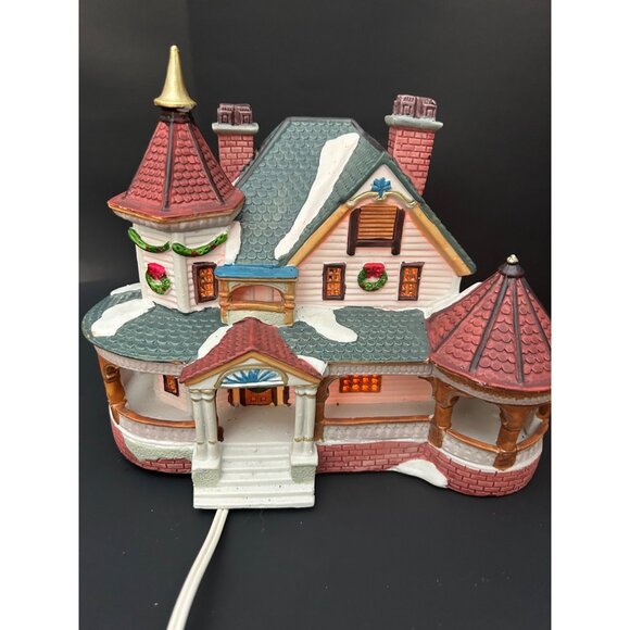 Hand-Painted Victorian Christmas Village Light-Up House Snowy Festive Wreaths - Picture 5 of 11